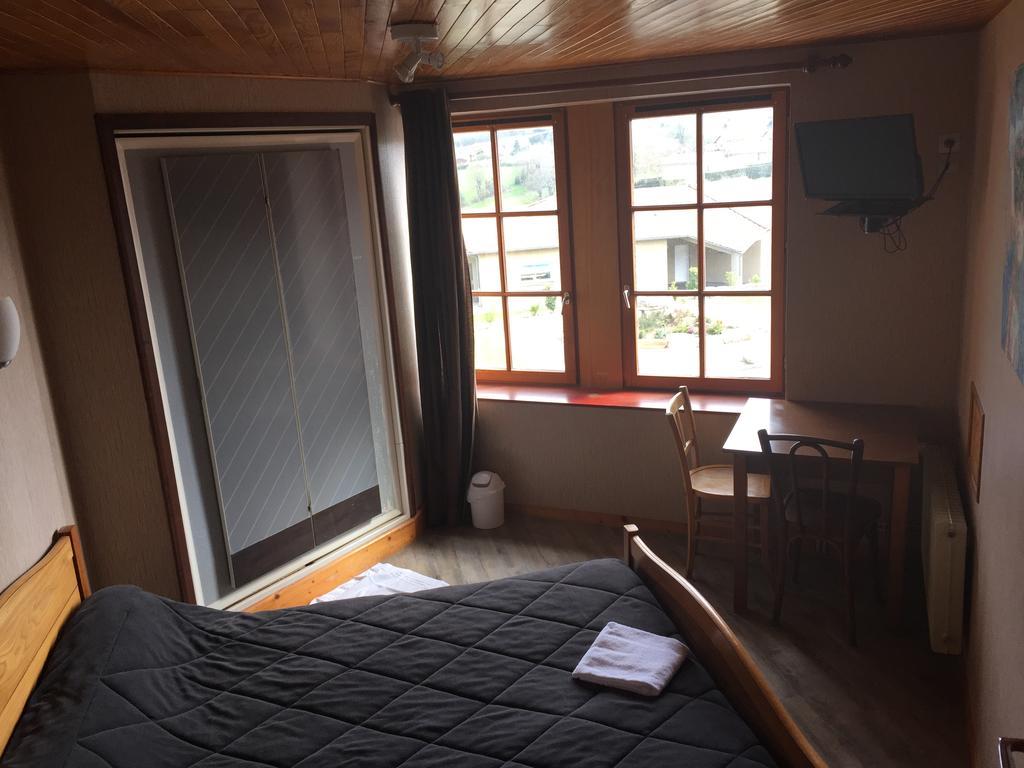 Hotel Saint Pierre Les Sauvages  Dış mekan fotoğraf